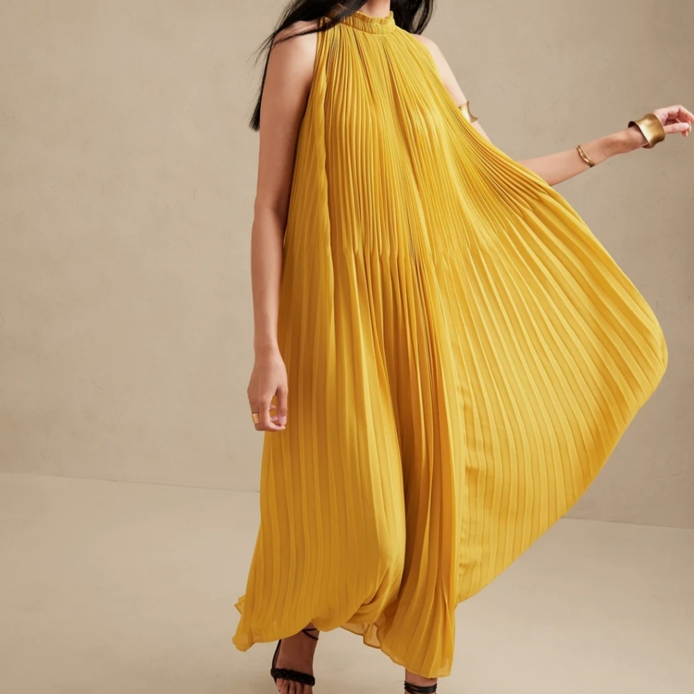Banana Republic mustard Color  swing dress